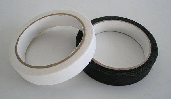 Sports tape 25mm x 25mm tearless